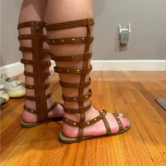 Gladiator shoes size 8 1/2 - Picture 4 of 6